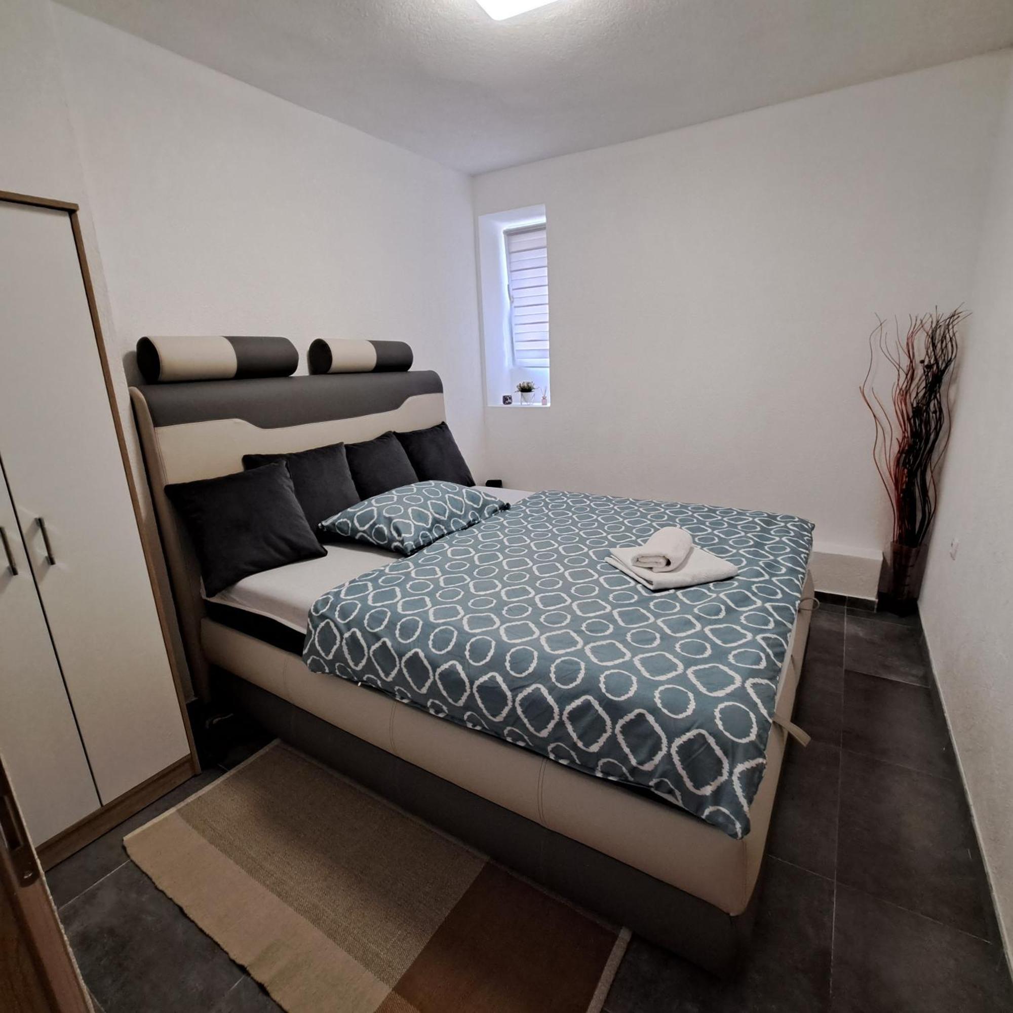 Elita Prenociste Apartment Bihać Cameră foto